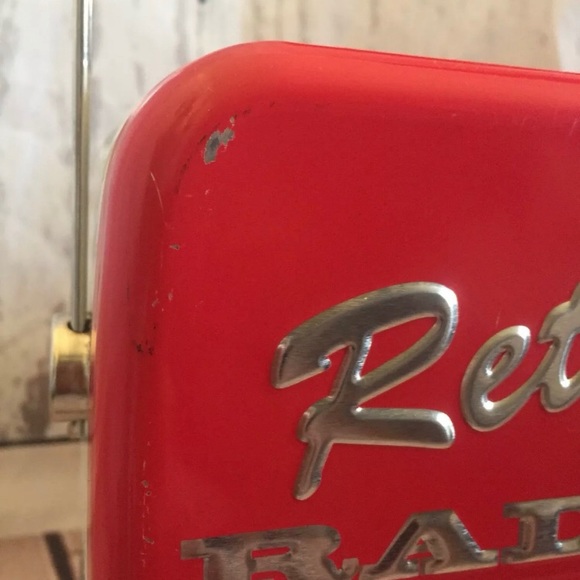 Vintage retro Radio Red Metal Tin Lunc Box - Picture 2 of 8